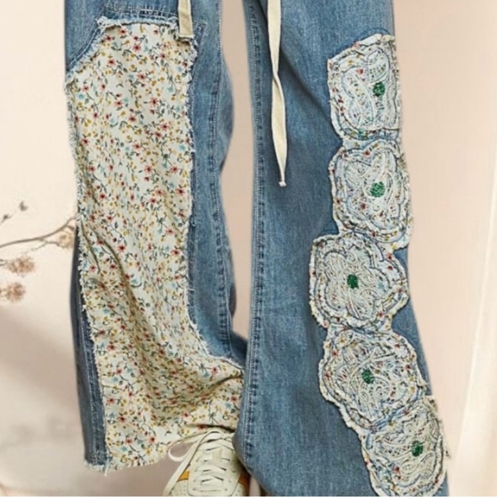 POL Boho Patchwork Denim Pants | Floral Appliqué Wide Leg Drawstring Jeans - Picture 7 of 9